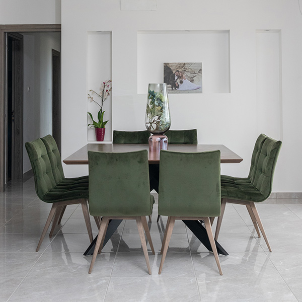 dining-table-apesia